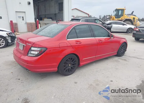 2010 Mercedes-Benz C 300 Luxury 4Matic/Sport 4Matic from USA, damaged, VIN WDDGF8BB0AF478272